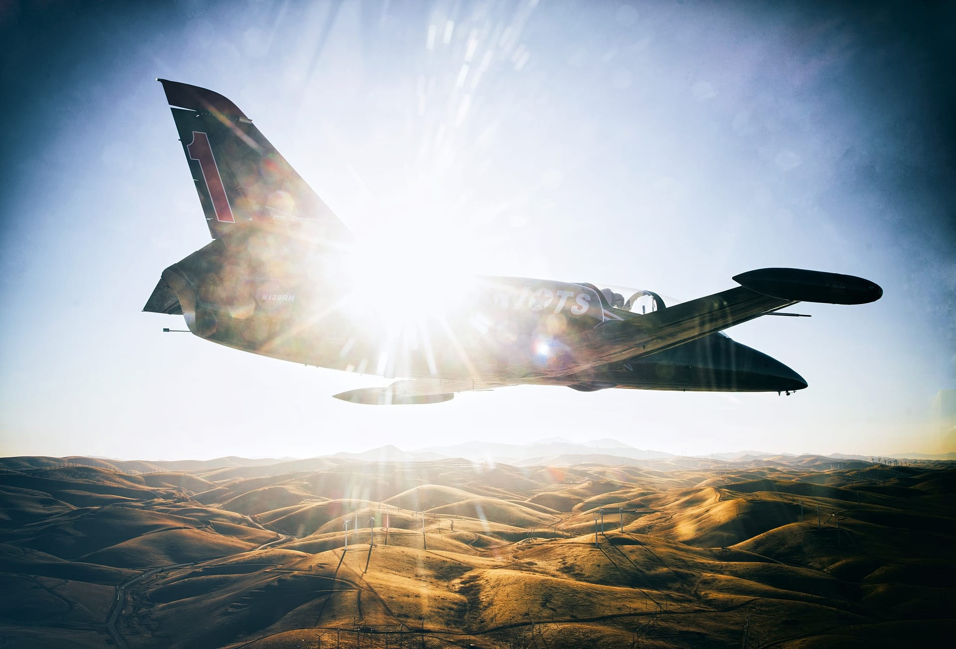 Advertising Photographer Blair Bunting photographs from Jet to Jet like Top Gun